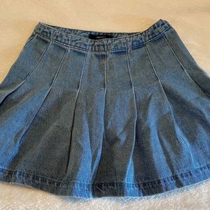 🌺3/$16 Forever 21 Denim mini skirt